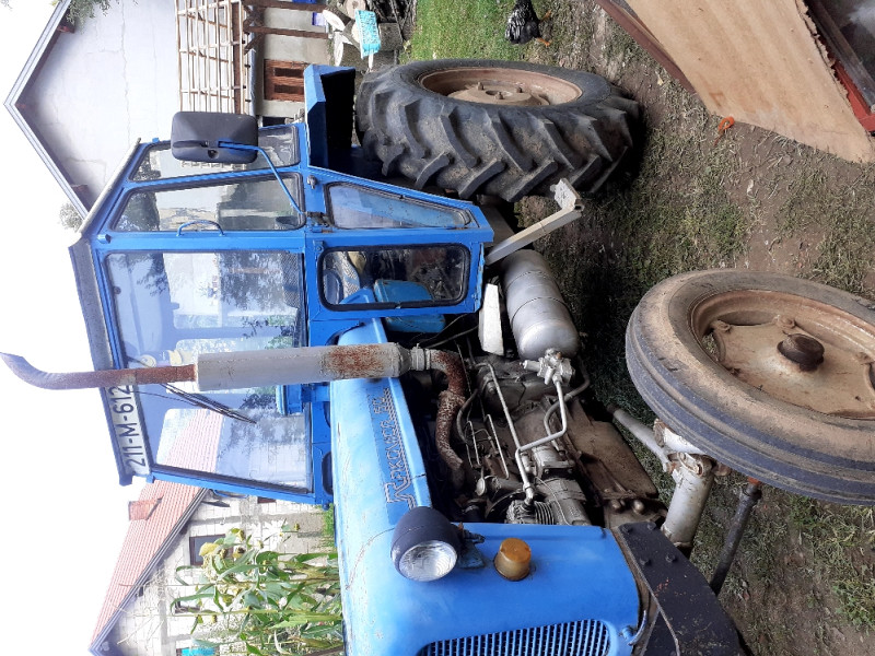 Traktor rakovica 60 prikolica drvena i plug - Traktori - OLX.ba
