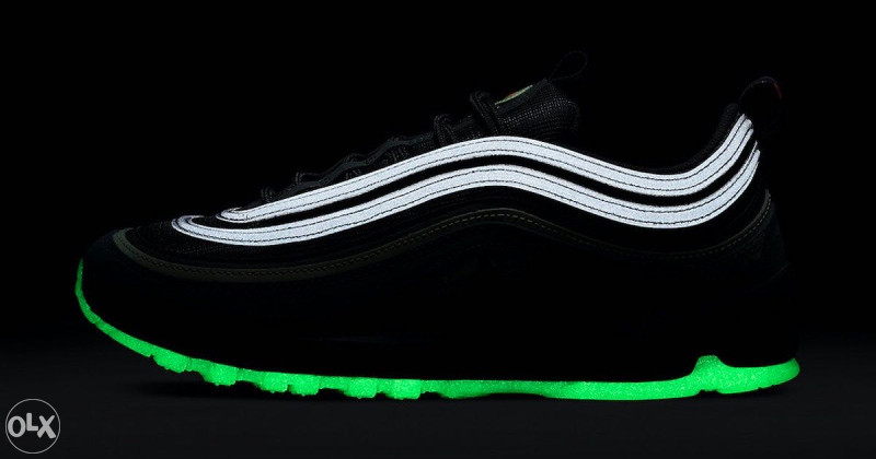 Nike 97 2025 u mraku