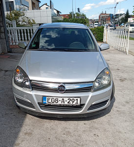 Opel Astra H 2004.-1,4-66 kw