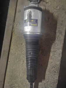 Amortizer zracni vazdusni prednji Audi a8 d3