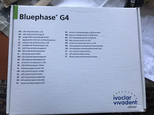 Ivoclar  vivadent   Bluephase.  G 4