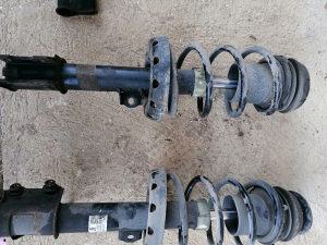 Prednji amortizeri amortizer opel zafira a astra g