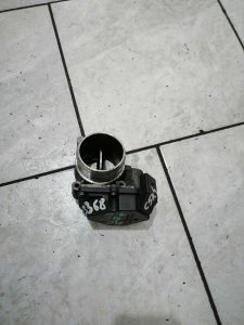 KLAPNA GASA AUDI A6 4F 059145950H