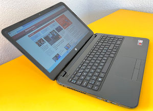 Laptop HP 15.6" Quad-Core 2.40 /SSD 128/8GB/Radeon 1GB