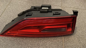 Audi A3 8V stopka lijeva Led 8V5945093H 13-16