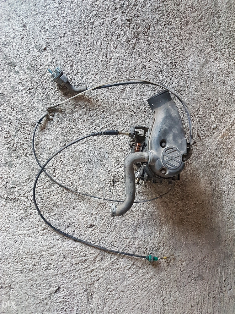 Karburator golf 2 benzin 1.8 poluanspric Karburatori za automobile