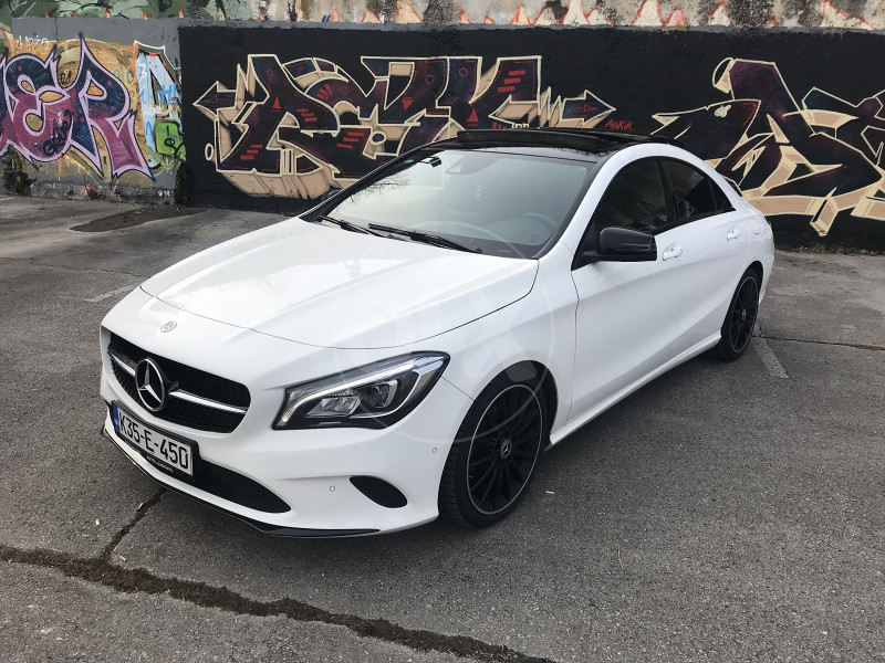 Mercedes Benz CLA 200