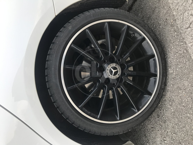 Mercedes Benz CLA 200