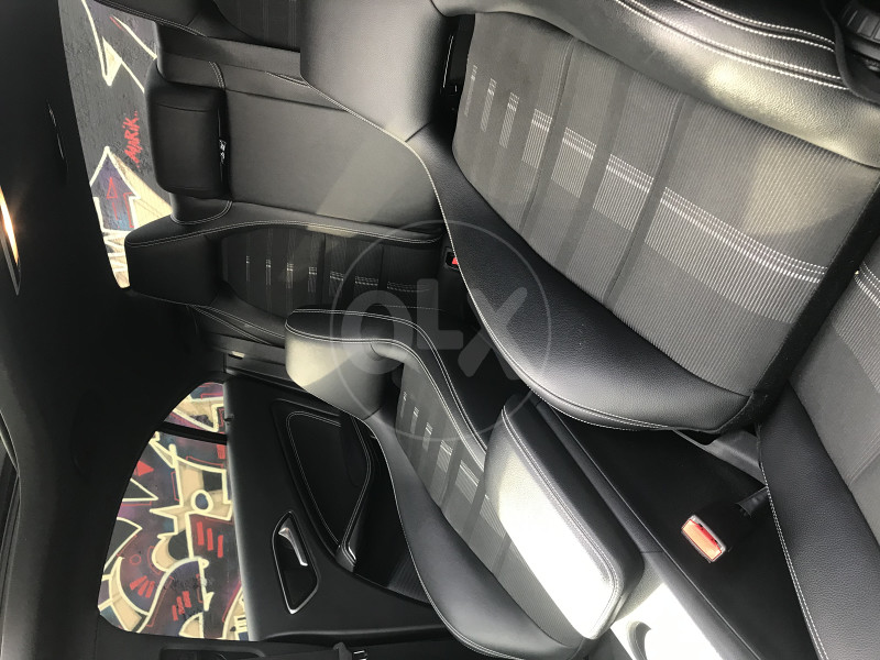Mercedes Benz CLA 200