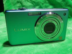 Panasonic lumix DSC-FS6
