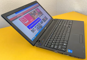 Laptop Acer 15.6" dual-core 2.13 /500GB/4GB/IntelHD