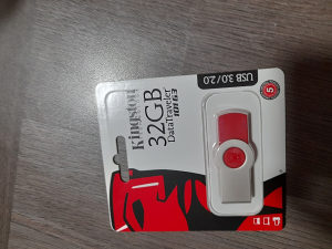 USB stick KINGSTON 32GB