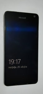 Microsoft (Nokia) Lumia 650