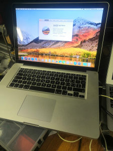 Macbook pro I7 8gb ram