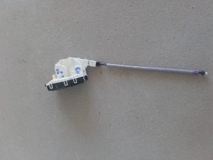 Brava vrata prednja desna mercedes A2047201835