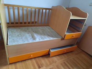 Krevetac za bebu