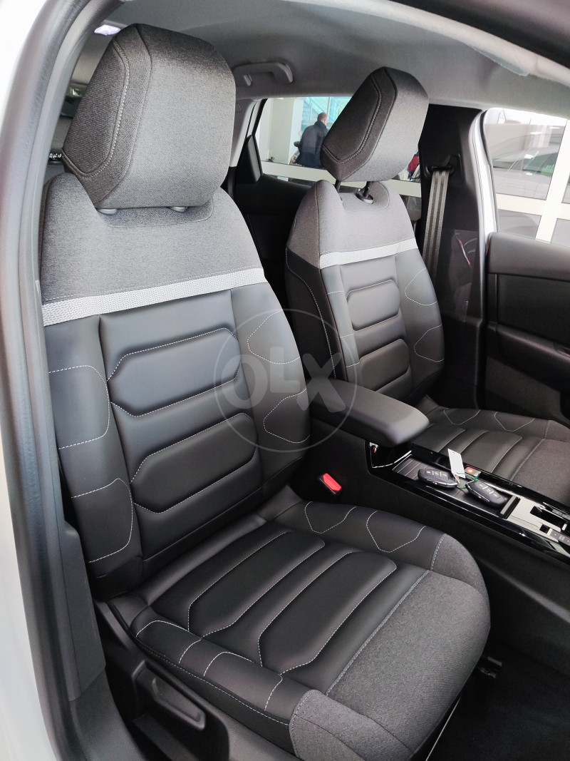 CITROEN C4 SHINE TURBOBENZIN 130 AUTOMATIK 2022