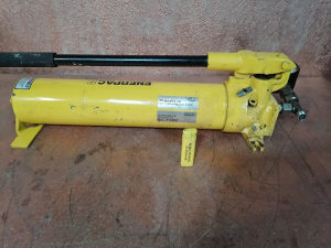 Hidraulična pumpa Enerpac P80