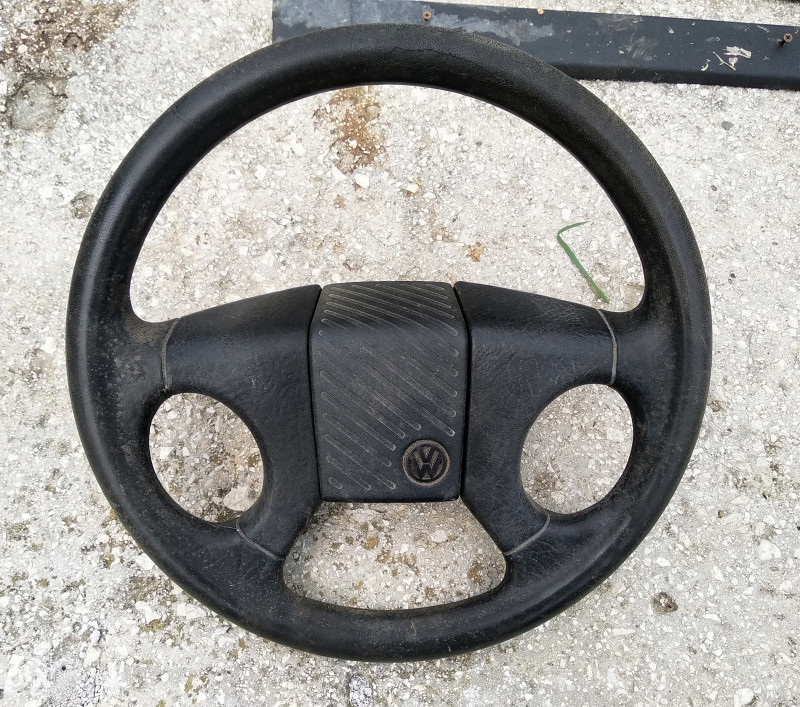 Volan golf 2 gti diesel nova tipa Volani za automobile OLX.ba