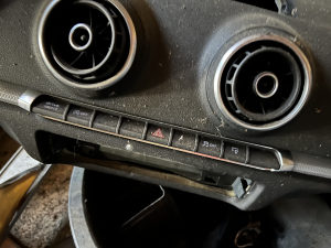 Audi a3 instrument tabla 2014