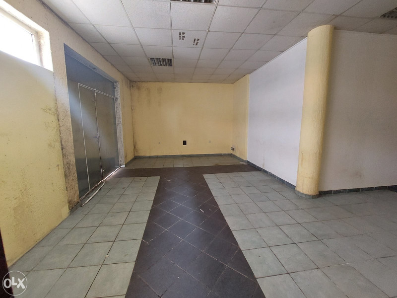 POSLOVNI PROSTOR / SANSKI MOST/ 504 m2