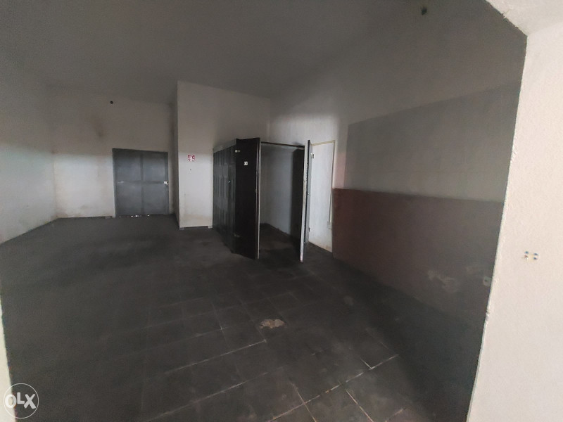 POSLOVNI PROSTOR / SANSKI MOST/ 504 m2