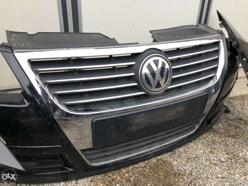 Prednji branik za Passat 6 Pasat karambolka crni crna