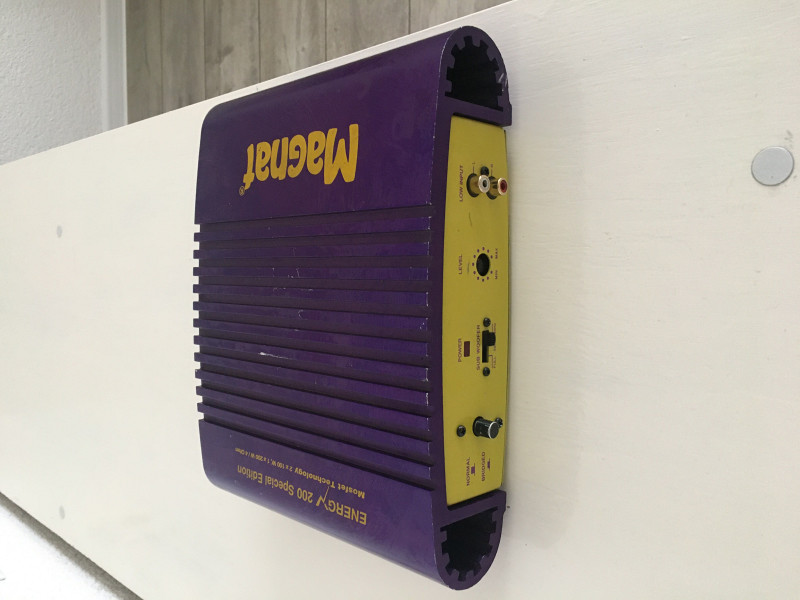 Auto pojačalo Magnat - energy 200