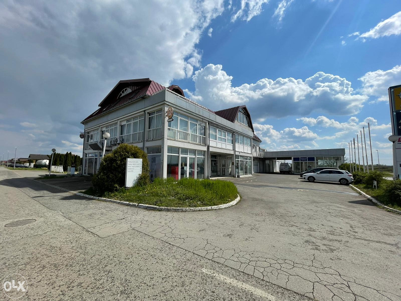 Poslovni objekt, 2000 m², Slavonski Brod, HR