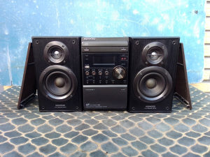 KENWOOD RXD-M505USB Mp3 Wma USB FM Radio 2x60watt!