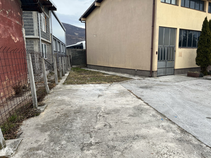 Poslovni prostor Travnik Dolac 224m2