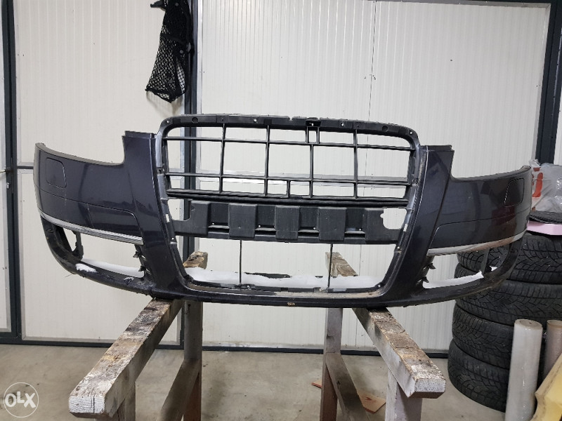 Prednji branik za Audi A6 4F karambolka