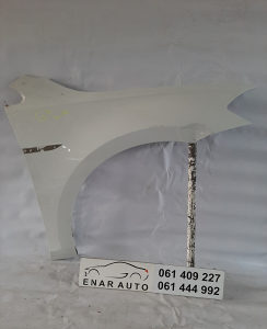 PREDNJI DESNI BLATOBRAN VW GOLF 7 12-16
