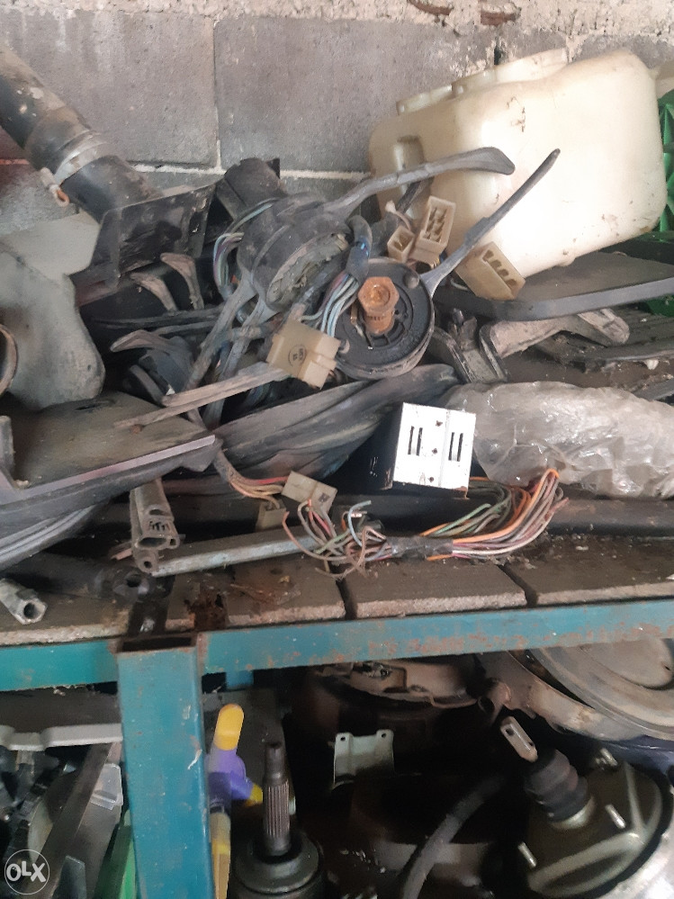 Djelovi za Ladu Nivu Automobili u dijelovima OLX.ba