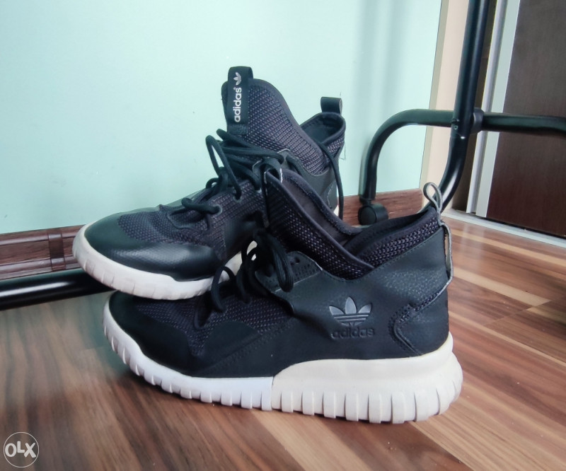 Adidas tubular deals olx