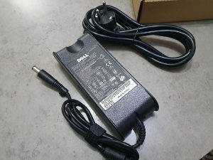 Punjac Adapter za laptop Dell 19.5V 4.62A 90W