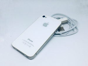 Apple iPhone 4S - 16GB | iCloud Free i SIM Free