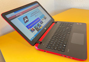 Laptop HP 15.6" Quad-Core 2.40 /SSHD 1TB/8GB/2 grafike