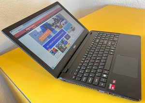 Laptop Acer 15.6" Quad-Core 2.40 /500GB/8GB/2 grafike