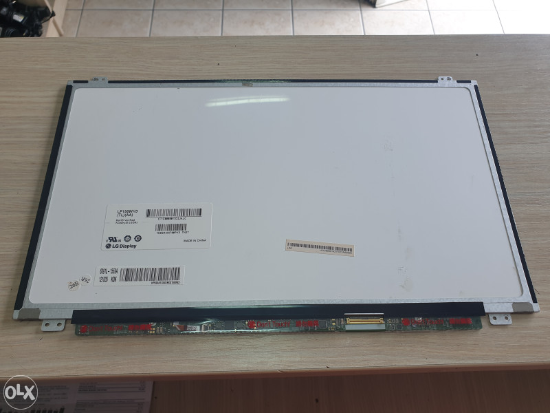 Display 15,6 compatibile con LP156WH3(TL)(B1) TLB1 40pin 1366*768