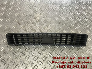 Rešetka na instrument tabli Škoda Superb 3 3V0819635