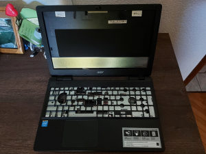 Acer E5-511 - dijelovi