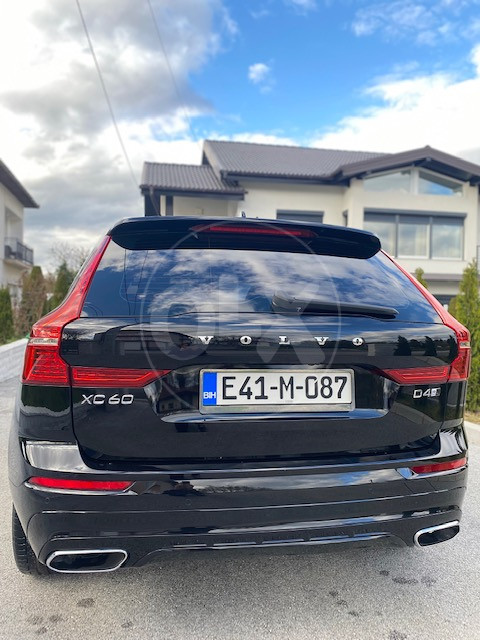 Volvo XC60 R Design