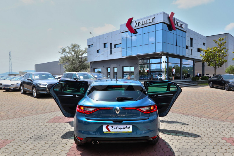 Renault Megane 1.5 DCI Automatik BOSE Edition Full LED