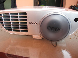 BENQ fullHD projektor