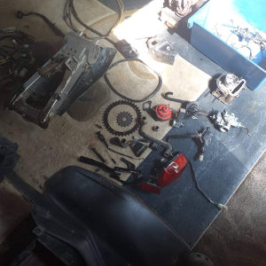 Kvad atv u djelovima mjenjac kymco 300 ccm