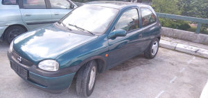 Opel Corsa 1.4 registrovan, zdrava ko staklo