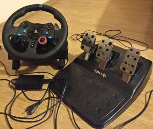 Logitech G29 Volan Pedale Sim racing G920