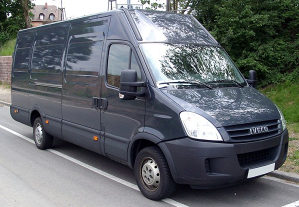 Šoferšajba IVECO DAILY Auto stakla Pit-Box Tuzla