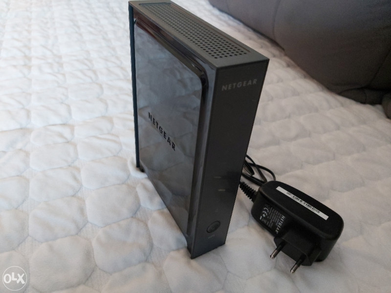 NETGEAR WNR2000v2 N300 Wireless Router